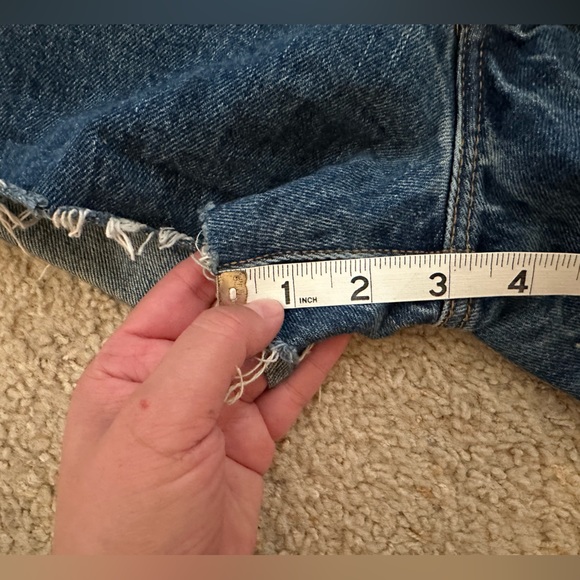 Levi’s high rise 501 button fly cut off shorts - Picture 4 of 6